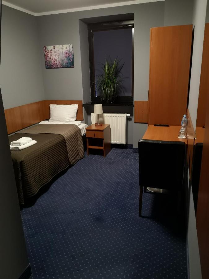 Hotel Level Rypin 外观 照片
